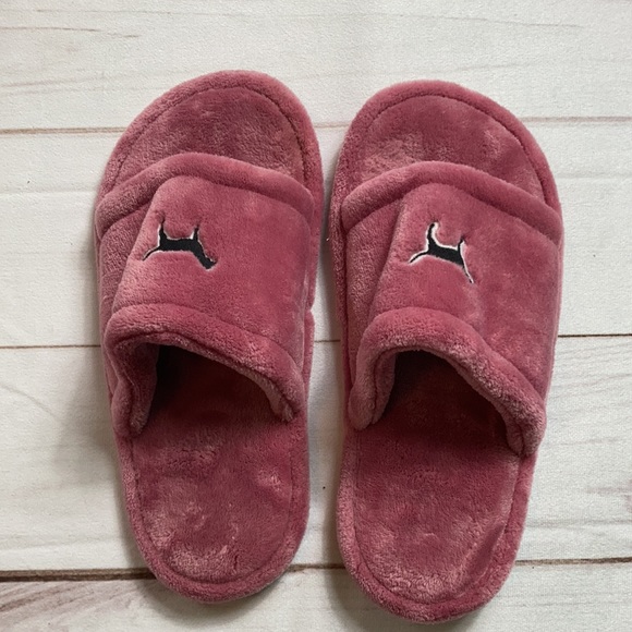 ❌SOLD❌PINK By Victoria’s Secret Slippers - Picture 4 of 8